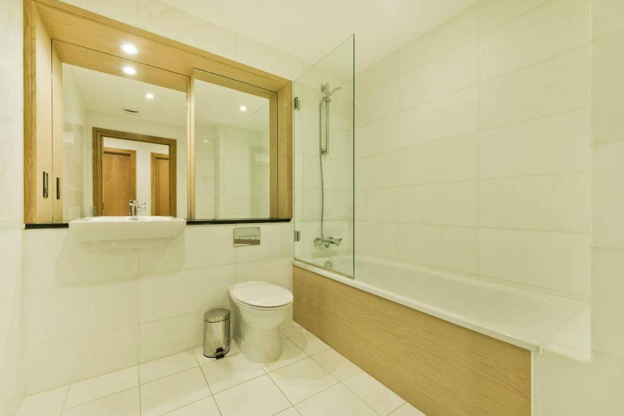 Comfortable Two Bedroom Apt In The Heart Of Kings Cross Area Apartment *