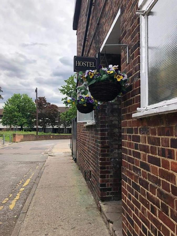 Hostel The Queens