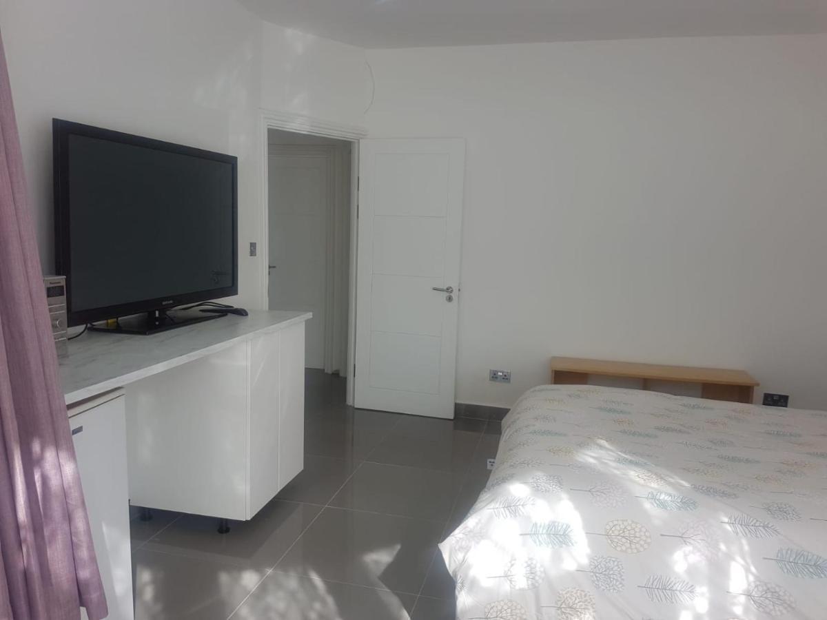 Stunning Double In Harrow Privatunterkunft
