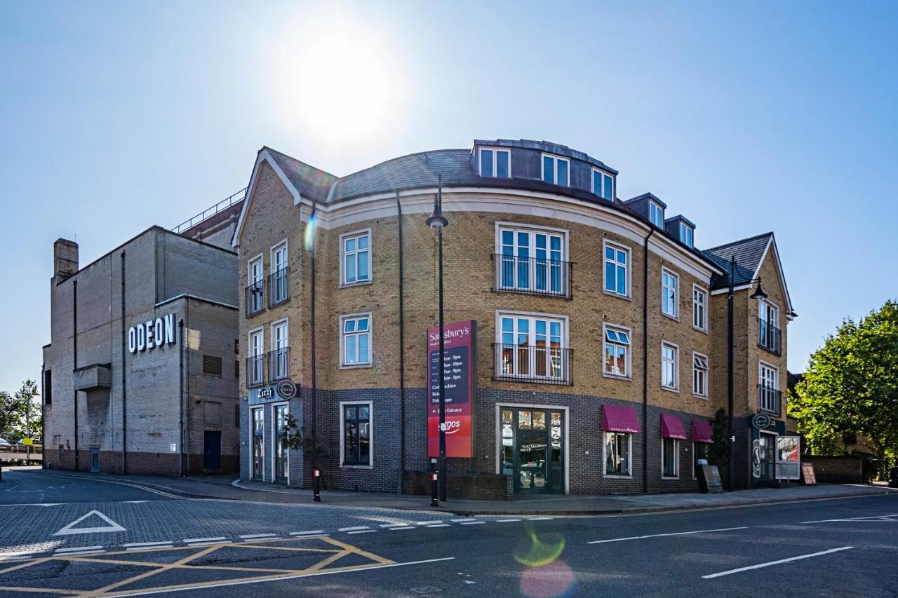 South Woodford 2 Bed En-suite House *