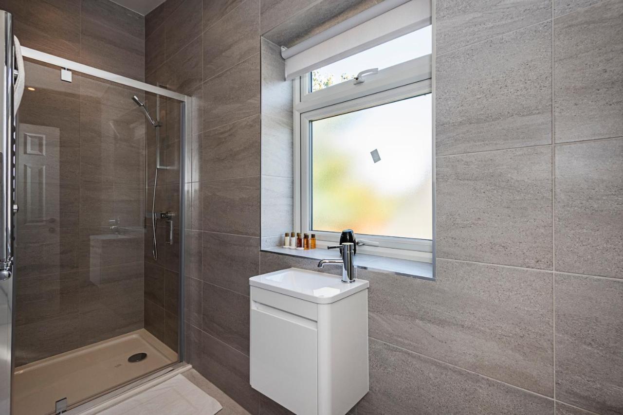Apartment South Woodford 2 Bed En-suite House London