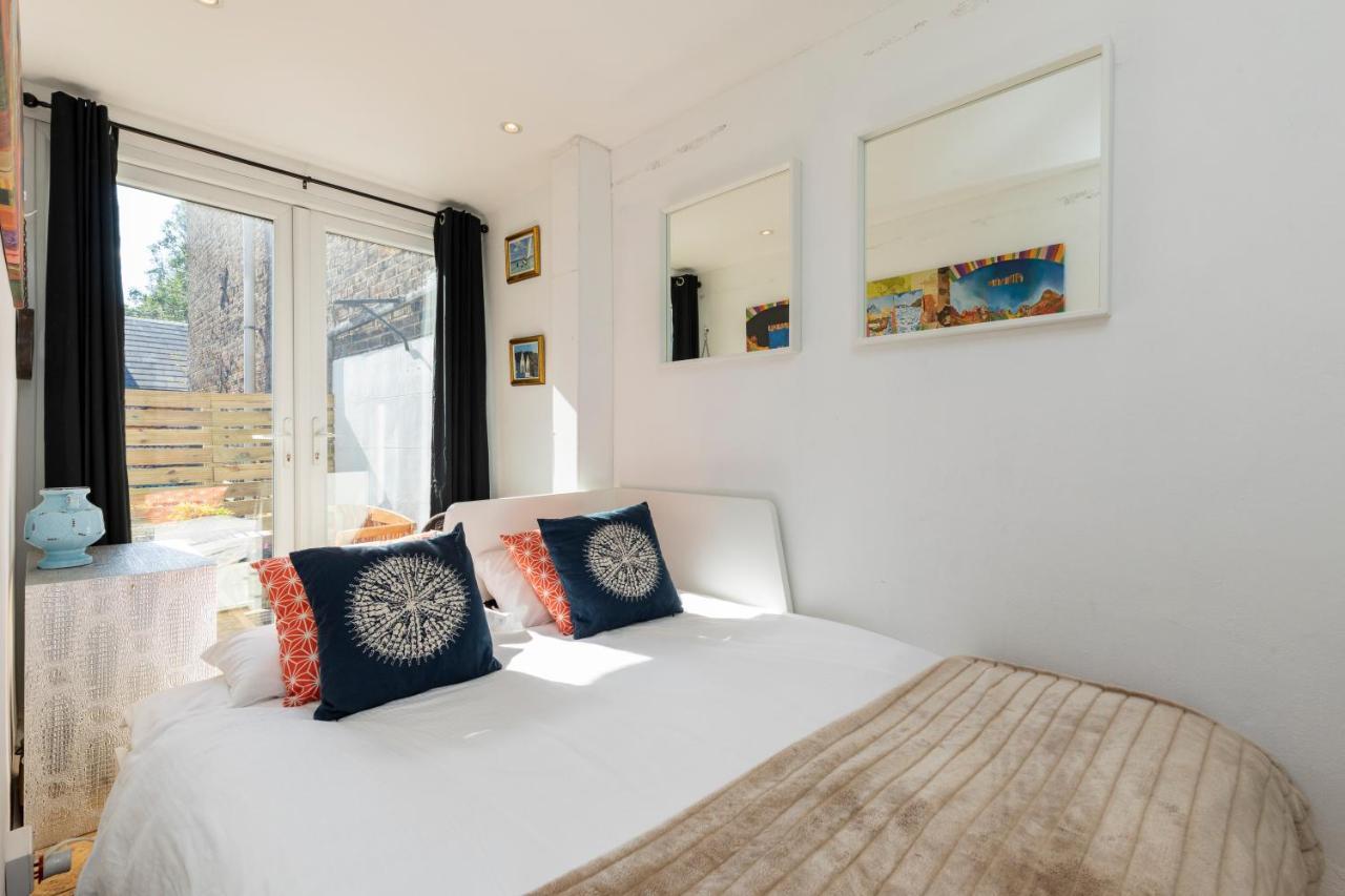Modernised 1 And 2 Bedrooms Option Terrace And Balcony High Street Leilighet London