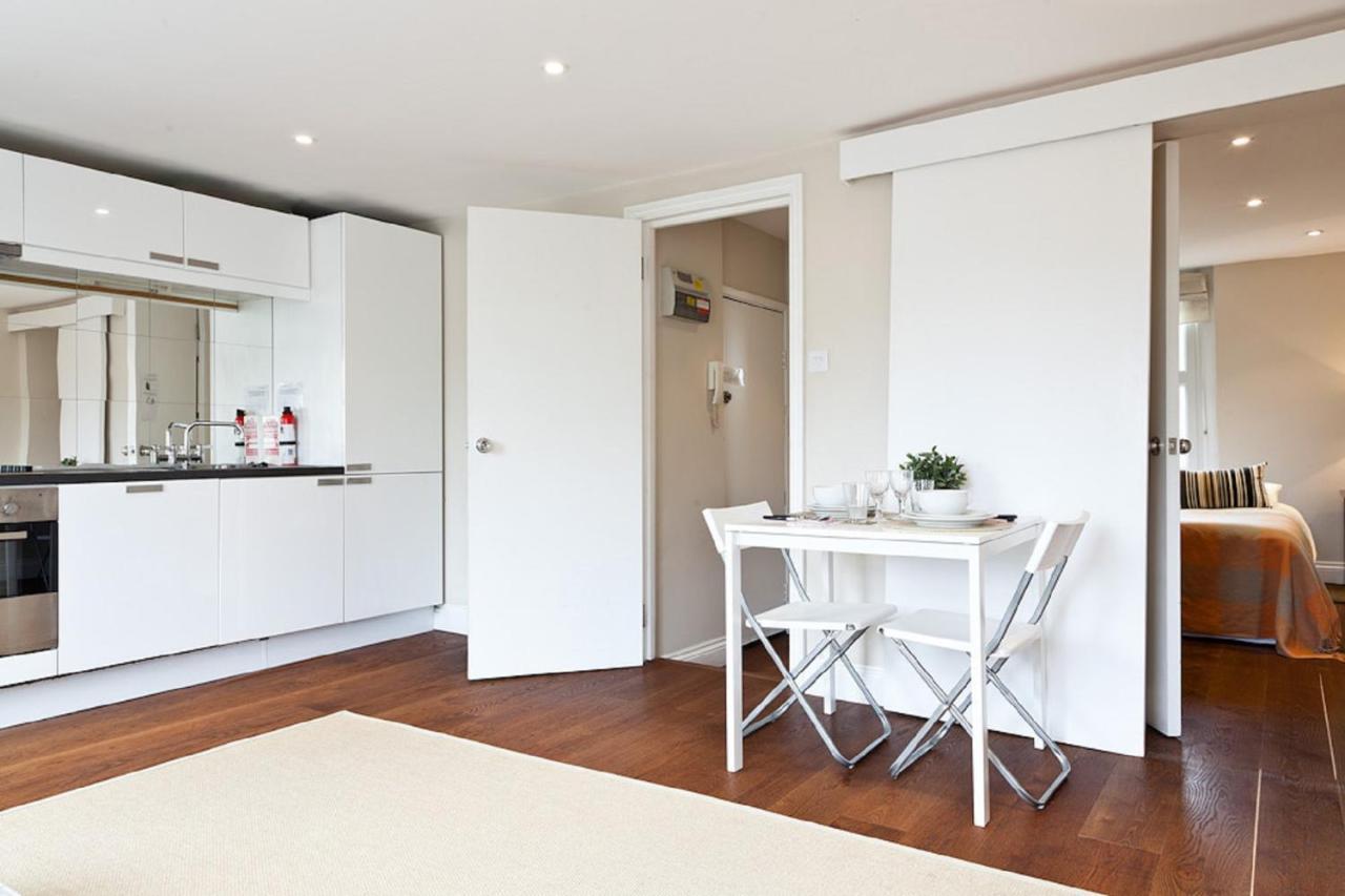 Modernised 1 And 2 Bedrooms Option Terrace And Balcony High Street * London