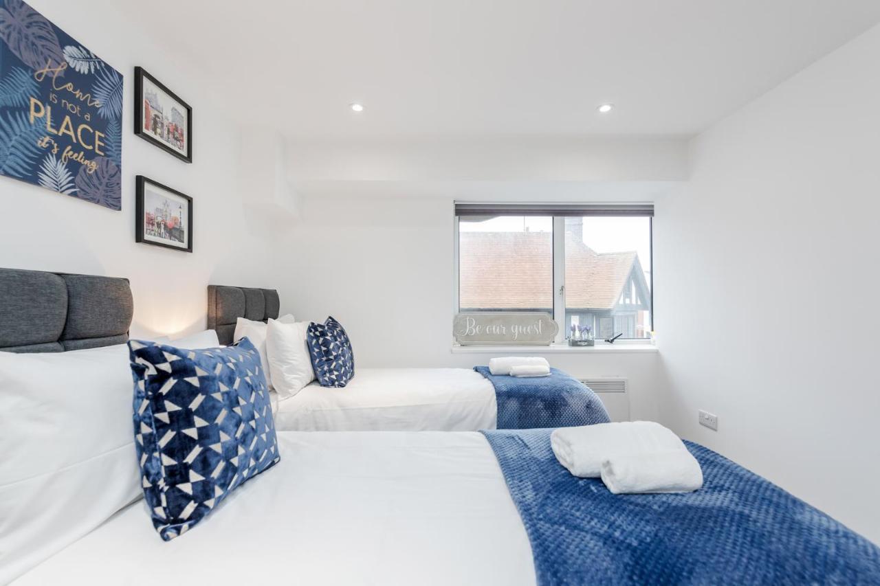 Lägenhet Watford Town Centre, Serviced One Bed Flat With Choice Of King Or Twin Beds, Sleeps Up To 4 Sharing, Free Wifi And Free Movies London