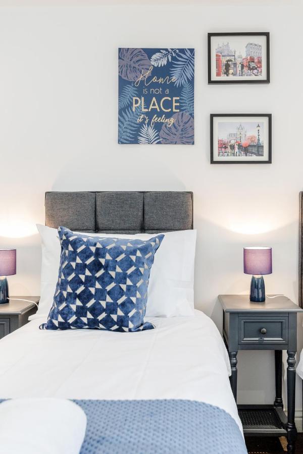 Watford Town Centre, Serviced One Bed Flat With Choice Of King Or Twin Beds, Sleeps Up To 4 Sharing, Free Wifi And Free Movies Lägenhet *