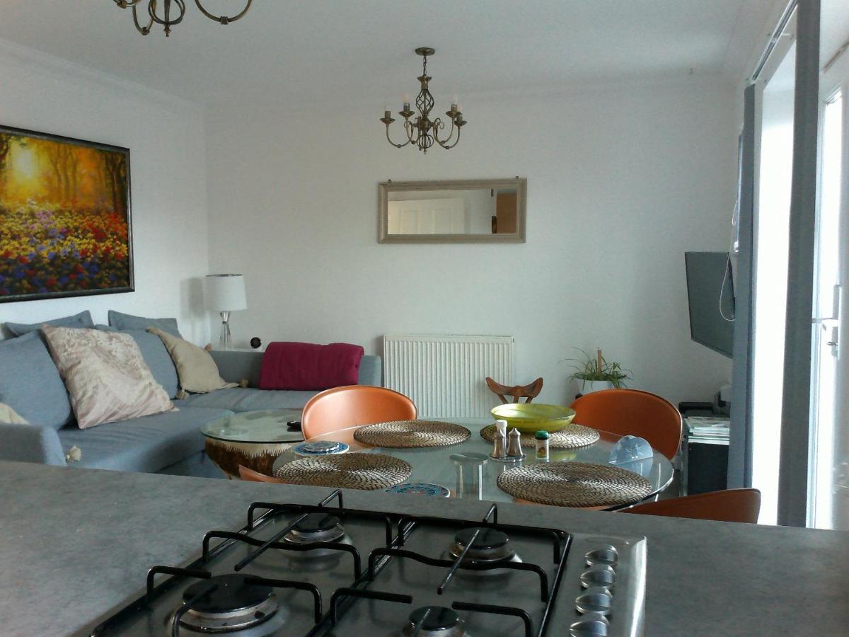 Two Bedroom Luxury Londres