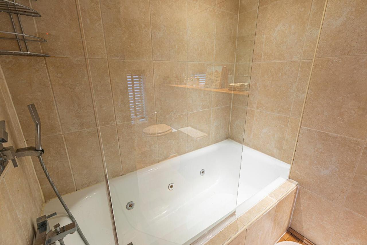 Contemporary In The Heart Of Fulham * London