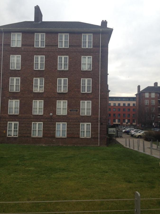Riverside Cutty Sark 2bd Retreat Apartment *