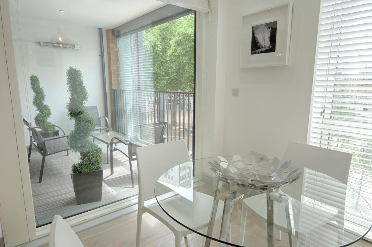 Roomspace Serviced -la Roka Lejlighed *
