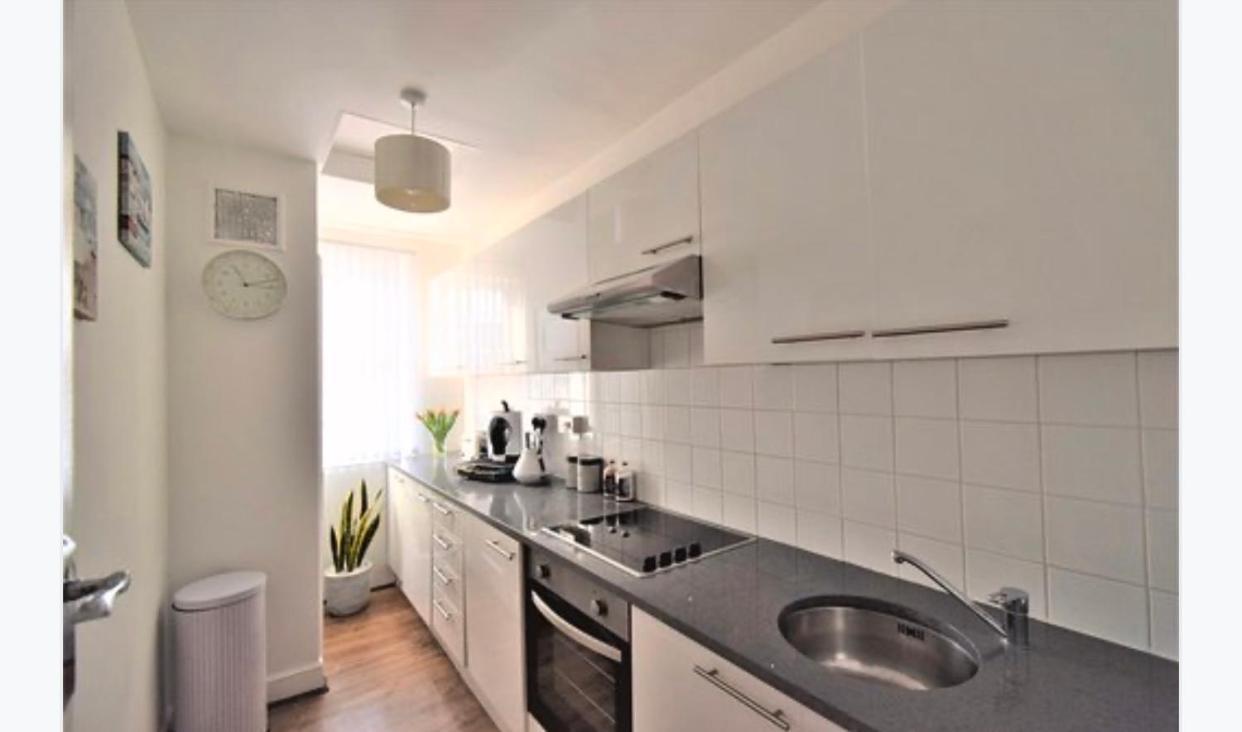 Appartement Super Location 1min From Metro 10min From Camden