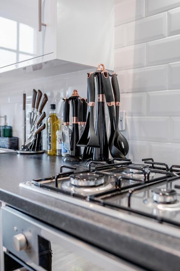 Stunning 2 Bedroom Duplex In Center Of Camden! Appartamento Londra