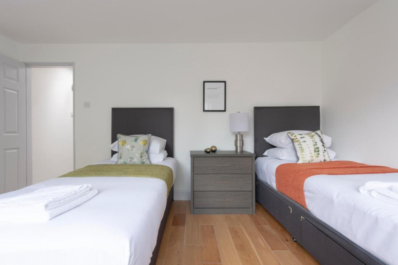 Trendy Tufnell Park Townhouse Lägenhet