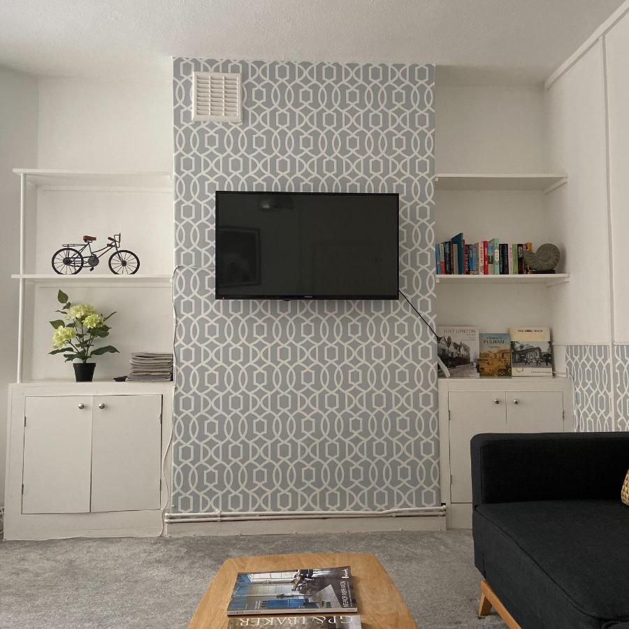 One Bedroom Flat In Fulham Apartment London