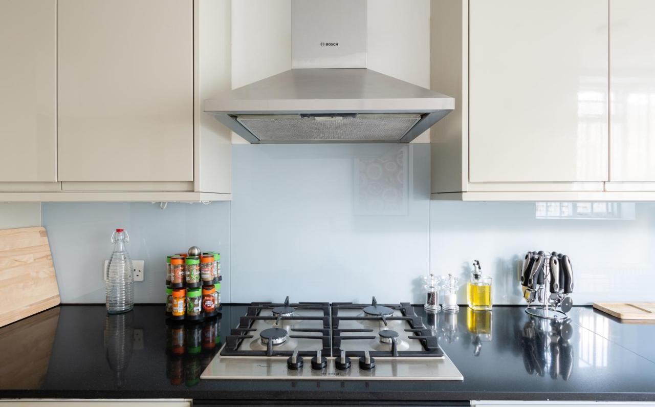 The Chelsea Arms - Bright 3bdr With Garden & Private Parking