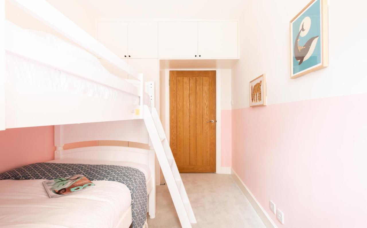 The Chelsea Arms - Bright 3bdr With Garden & Private Parking Apartment *