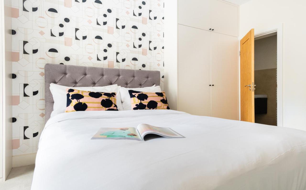 The Chelsea Arms - Bright 3bdr With Garden & Private Parking Apartment