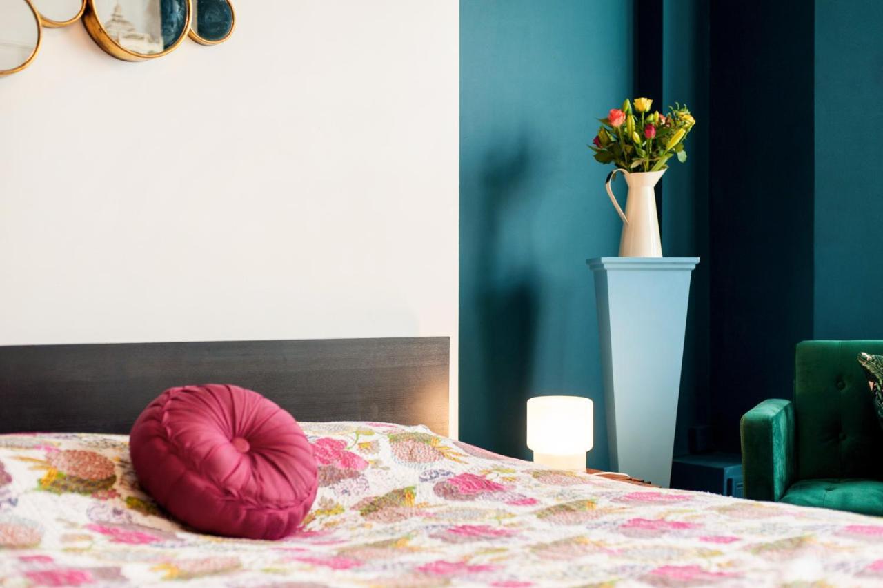 Boutique Style Large In Victorian Conversion Rum i privatbostad