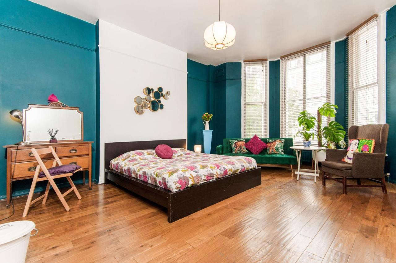 Boutique Style Large In Victorian Conversion Rum i privatbostad *