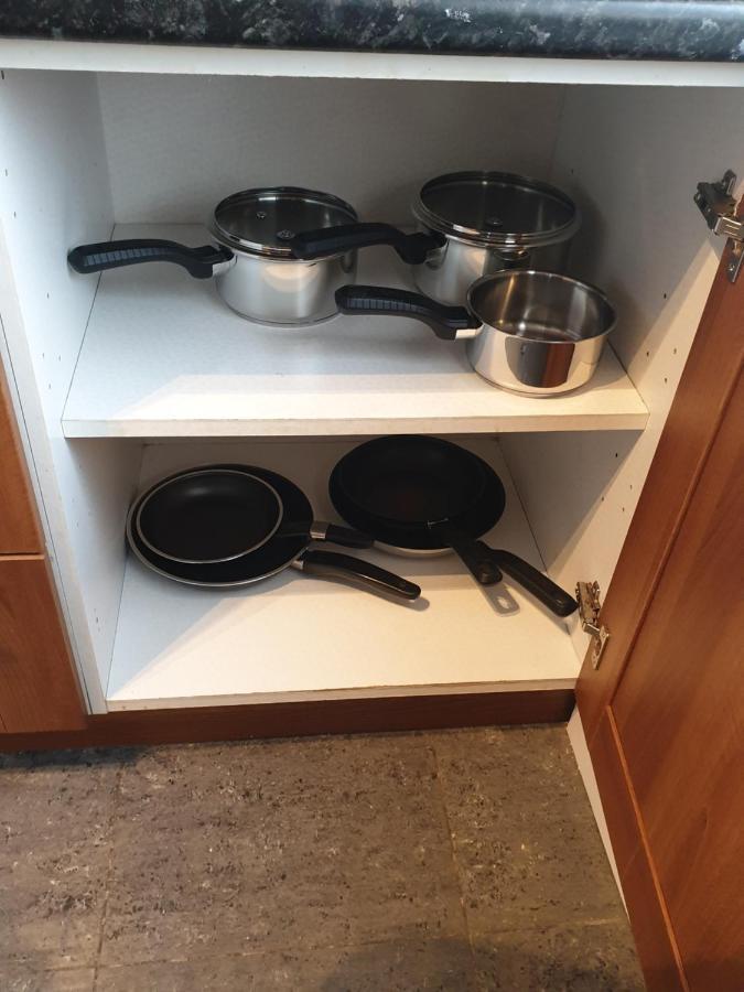 Lägenhet Luxury 3 Bedroom Flat 1min Walk From Underground, With Free Parking Sleeps X10 London