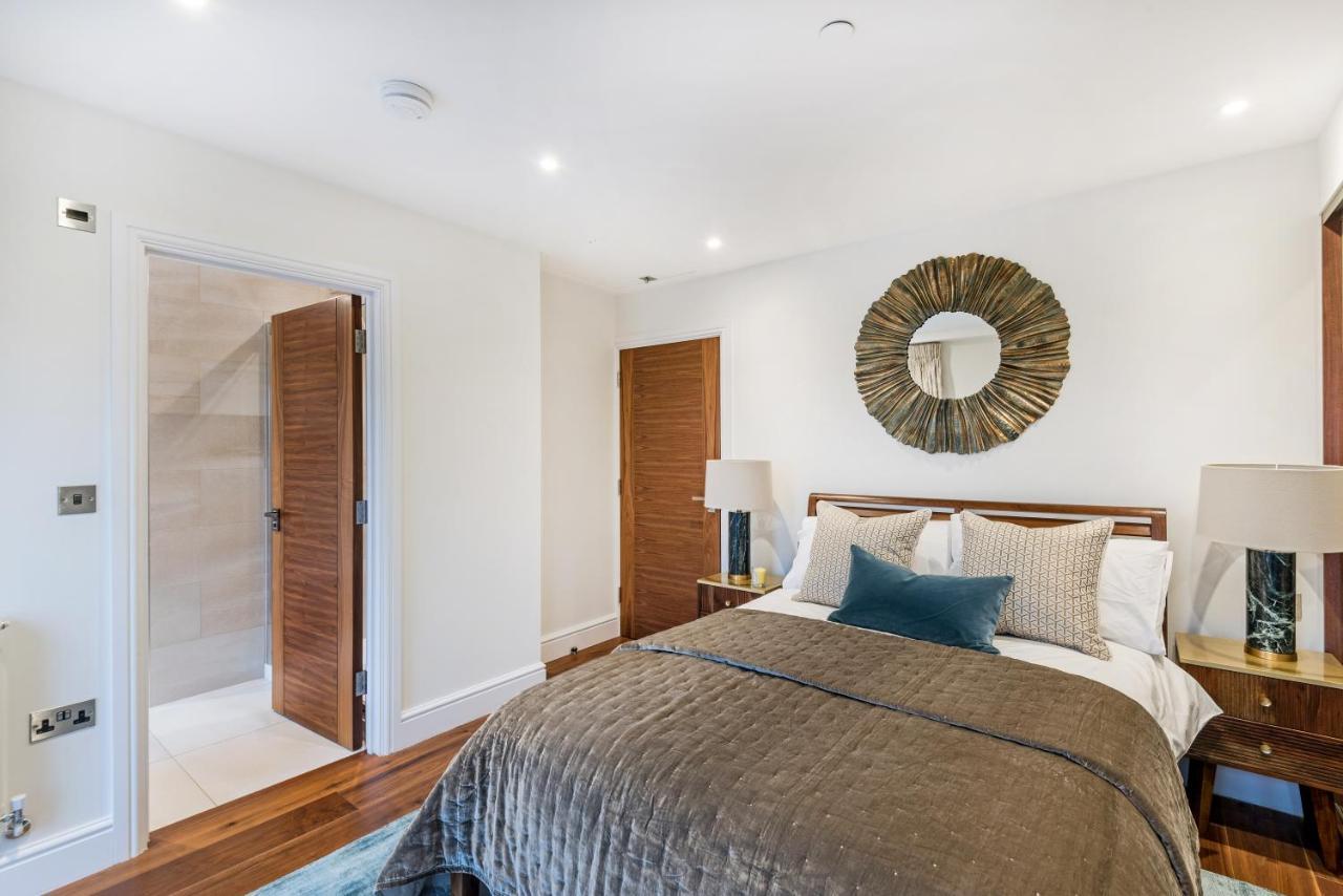 Aparthotel Buckingham & Lloyds 5*