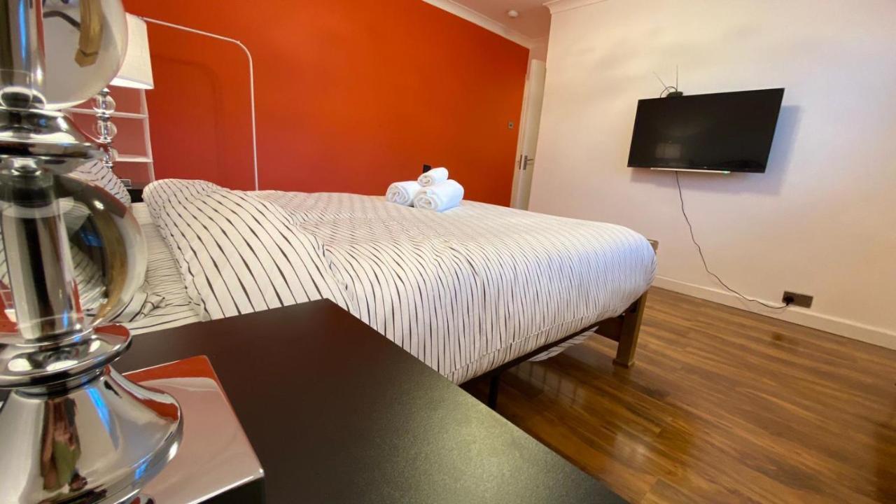 Bed & Breakfast Grand Heights London