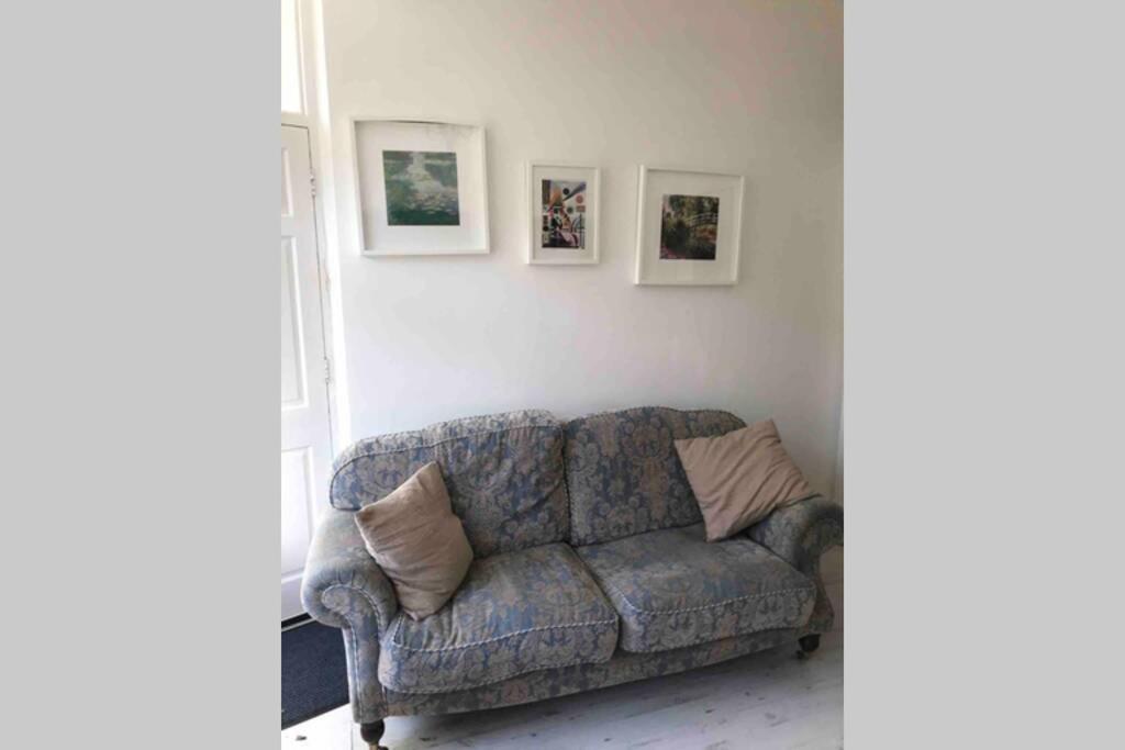 2 Bed Lovely Garden Flat Nr Wandsworth Common * London
