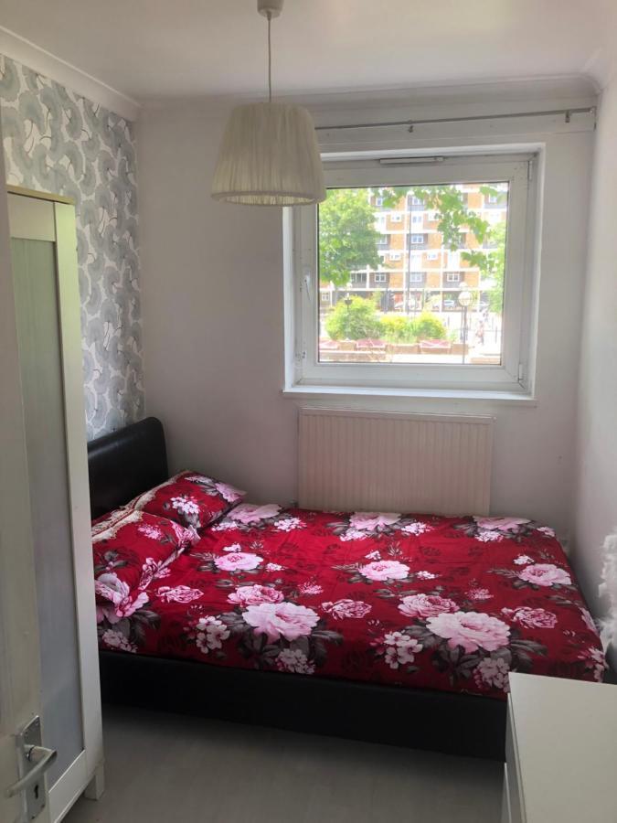 East Bethnal Green Guest house *