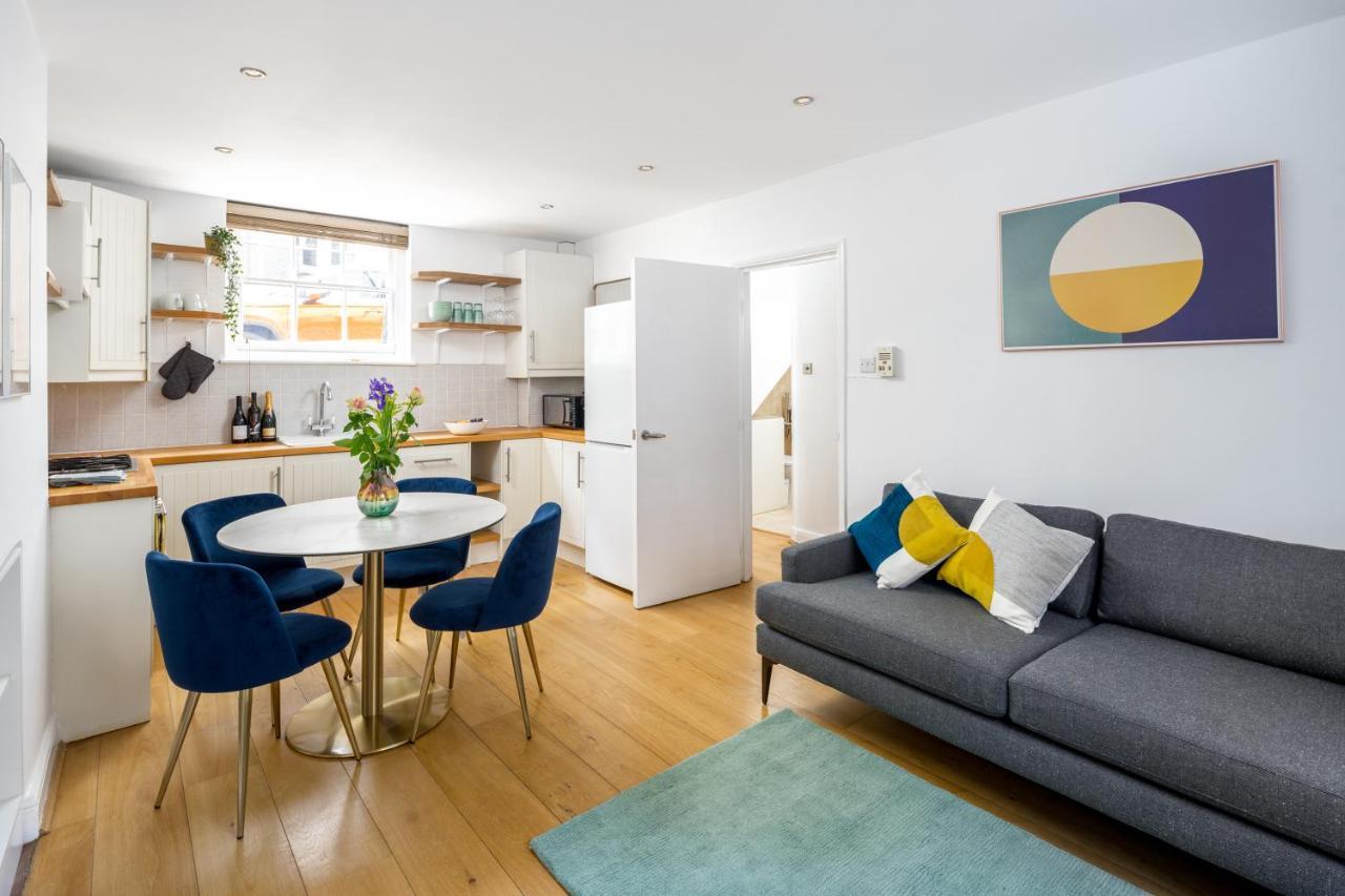 Apartment Modern Flat With Patio In Pimlico London