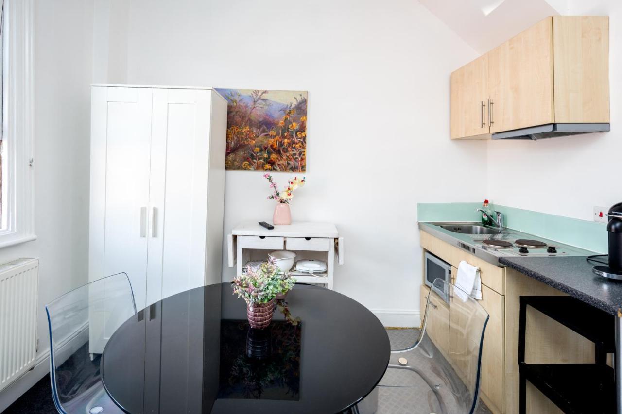 Leilighet Cosy 1-bed Flat On King's Road In Chelsea, West London