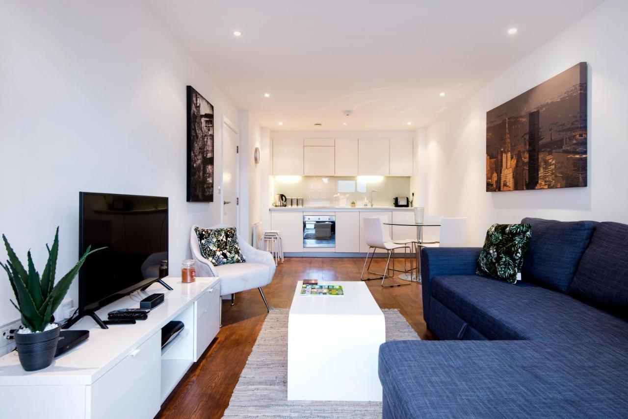 Lejlighed Luxury 2-bed Flat Parking And Close To The Tube London
