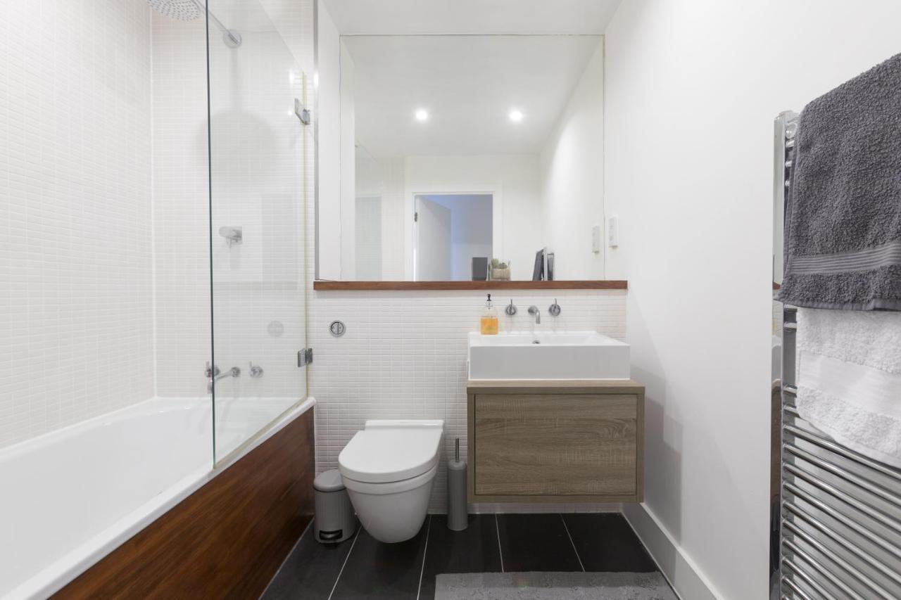 Lejlighed Luxury 2-bed Flat Parking And Close To The Tube