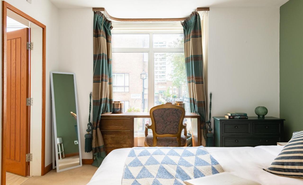 The Southwick Sanctuary - Large 6bdr With Terrace Appartement Londen