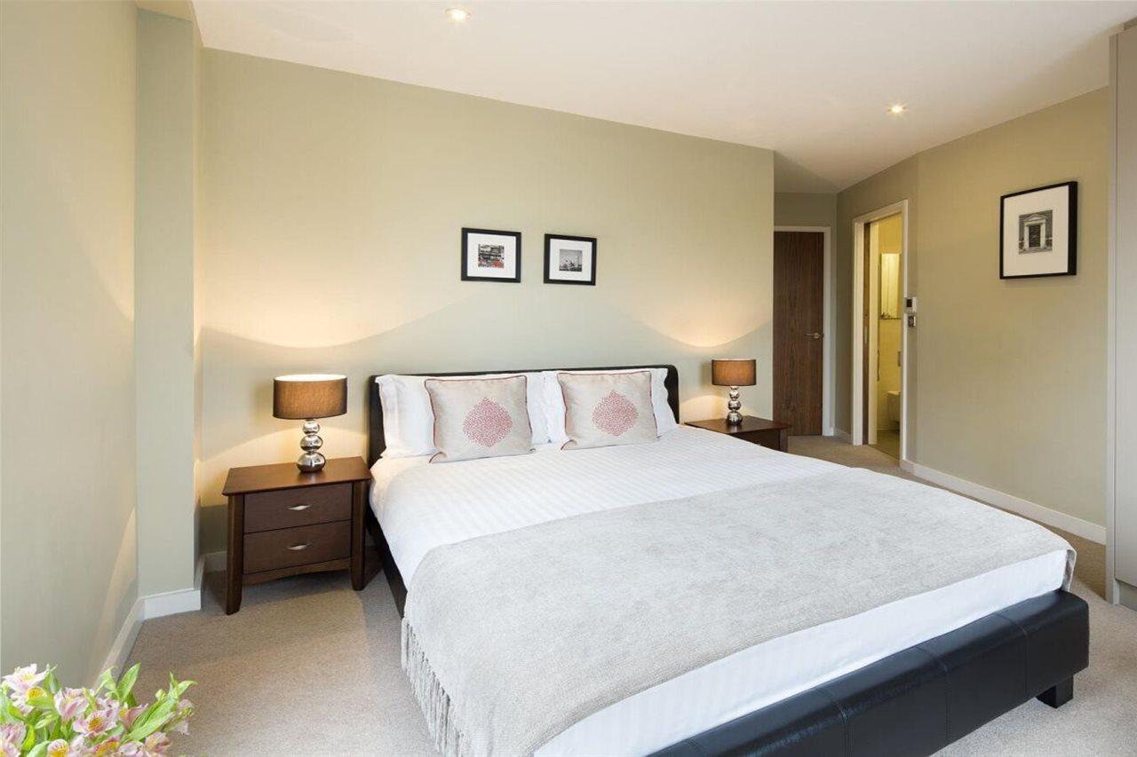 Apartment Victoria One London