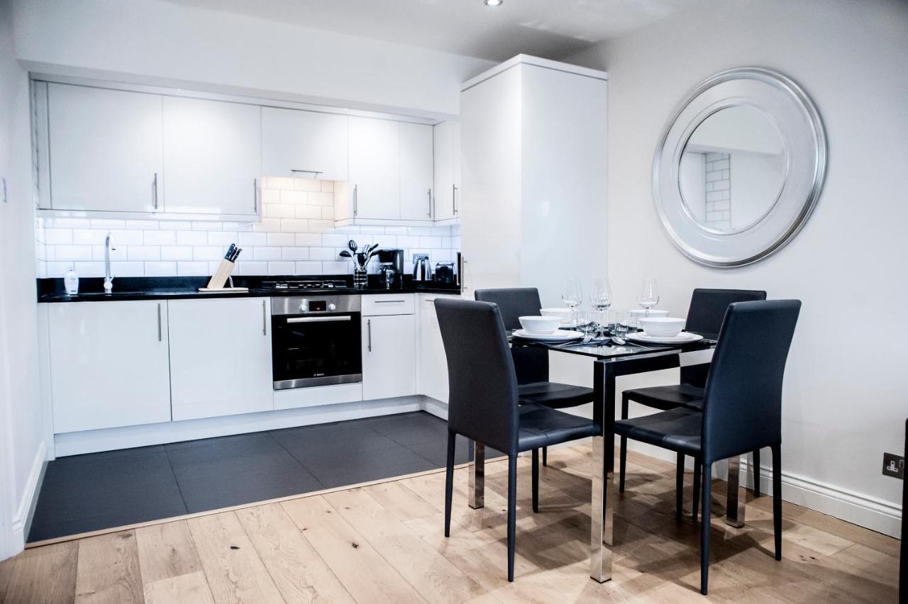 Unique 2bed/2bath - Top Floor - Private Balcony Appartamento
