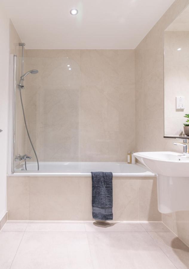 Appartamento Contemporary Apartments, Wembley - Sk *