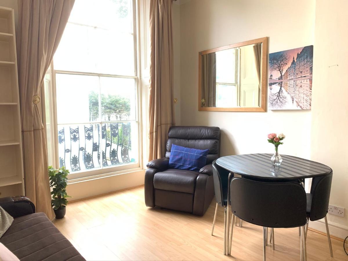 Bayswater Hyde Park * London