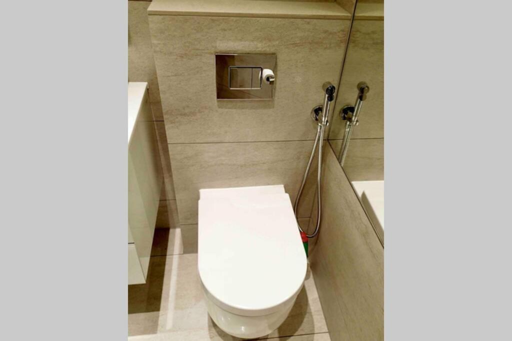 Marylebone Mayfair Hyde & Regents Park W1 * London