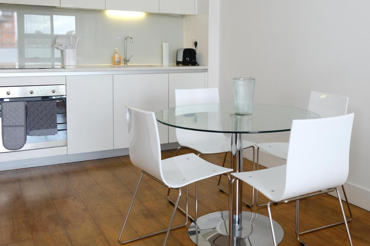 Lejlighed Luxury 2-bed Flat Parking And Close To The Tube *