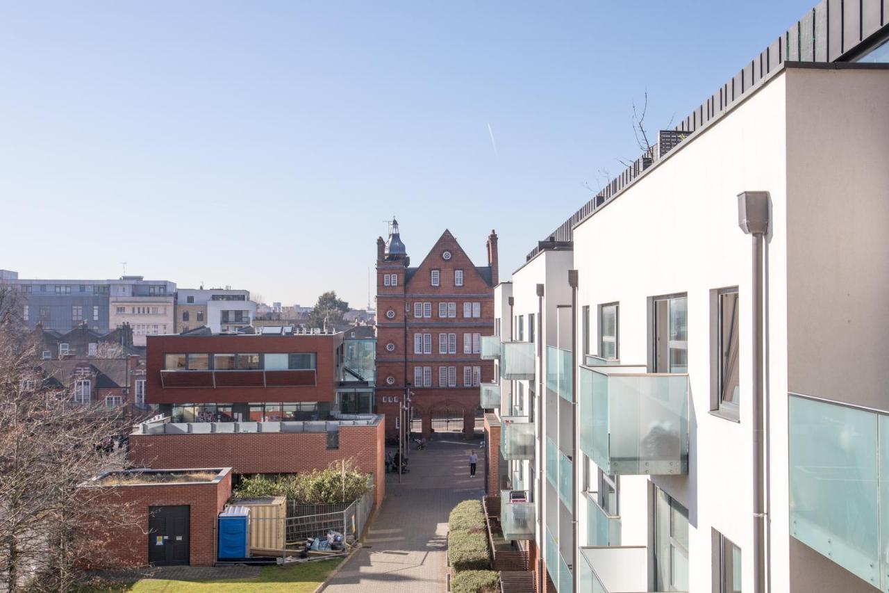 Luxury 2-bed Flat Parking And Close To The Tube Lejlighed *
