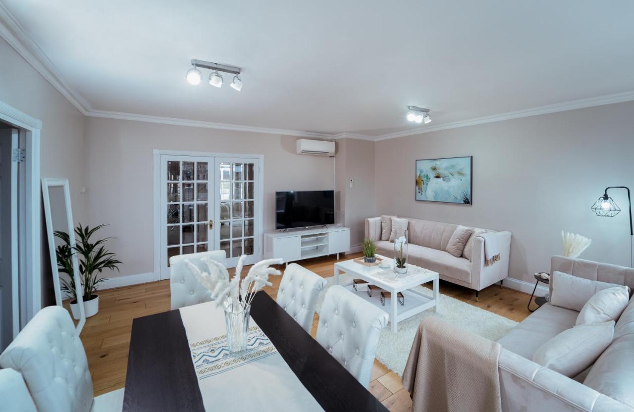 Apartment Park Lane Crawford Place *