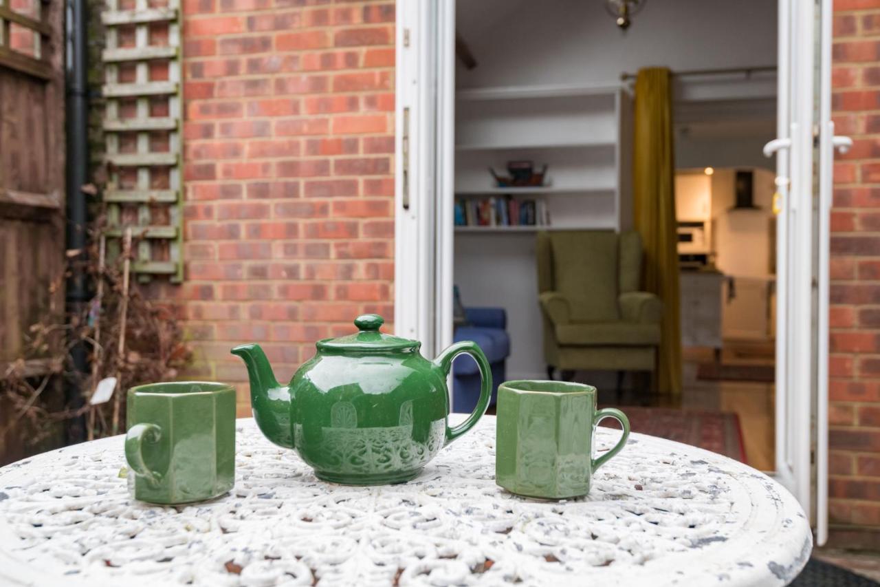 Appartamento Exclusive In Acton By Underthedoormat