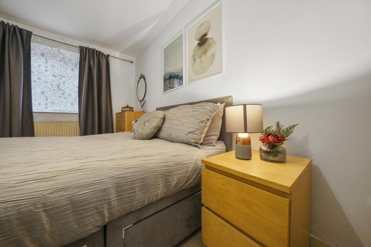Bridge I Bed By Tower Bridge - Great Location Close To Transport Links * Londra