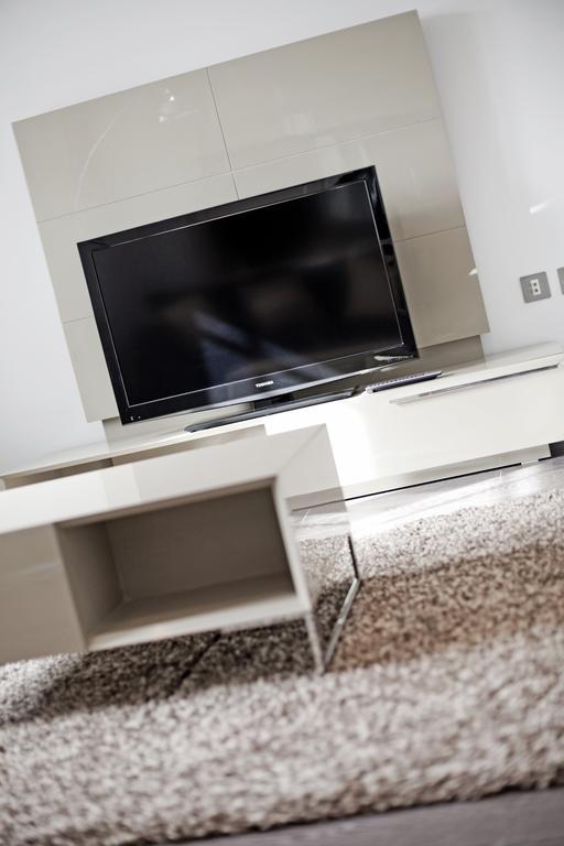 The Strand Apartment *