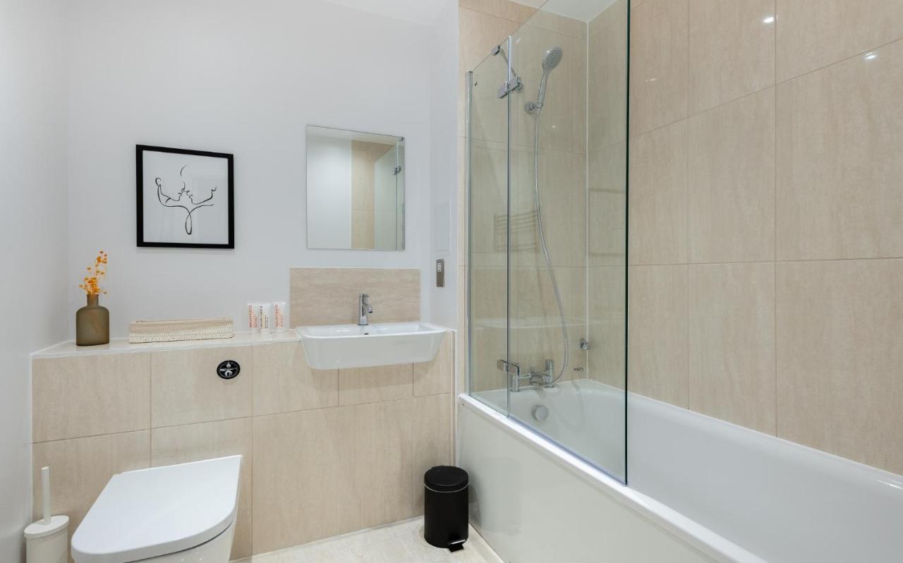 The Hoxton Docks - Modern & Bright 1bdr Flat With Study & Balcony * London