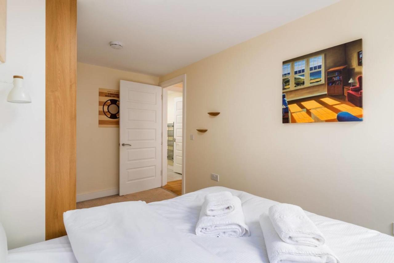 Fantastic Central Brixton Flat For Up To 6 Guests * Londen