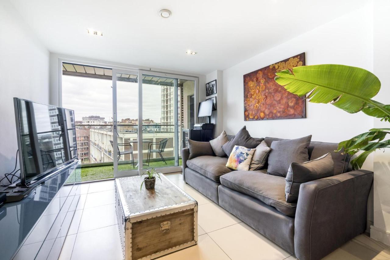 1br Penthouse Flat In East Appartamento Londra