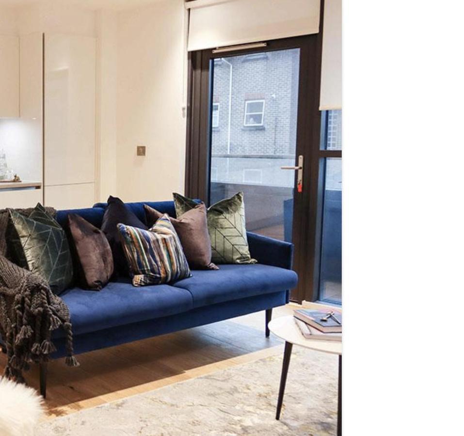 Contemporary Apartments, Wembley - Sk * Londra