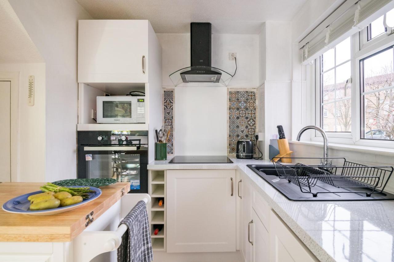 Appartamento Exclusive In Acton By Underthedoormat
