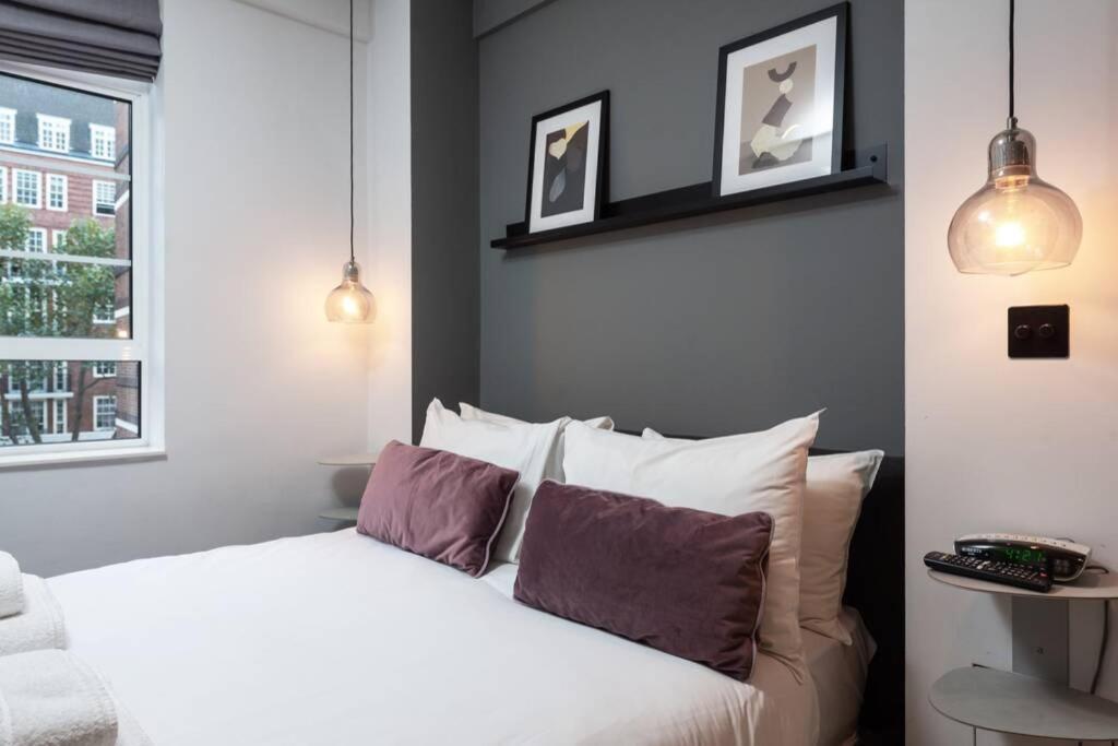 324 - Nell Gwynn House, Chelsea Apartment *