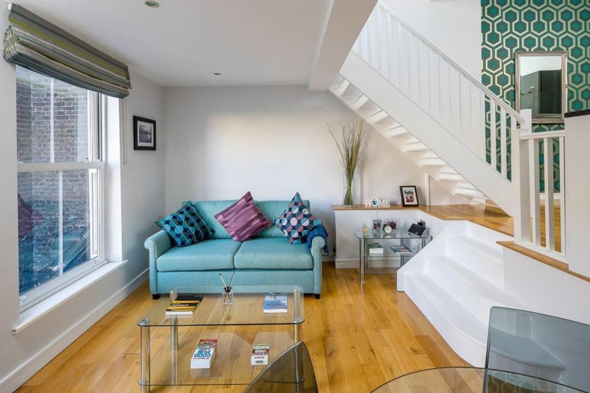 Apartment Spacious Duplex Near West Hampstead 4 Minutes To Tube London